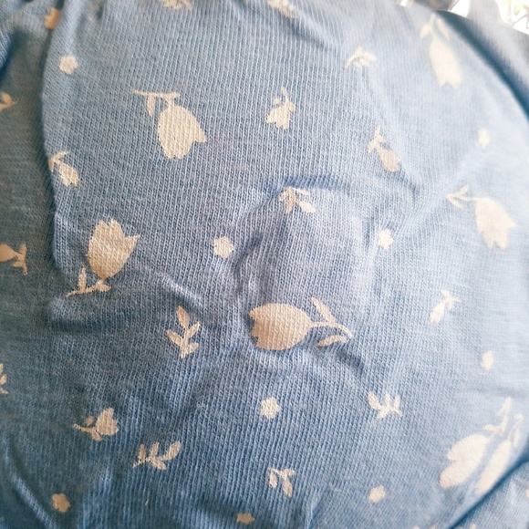 NWT  padded bralette. Flower pattern. - Picture 3 of 8