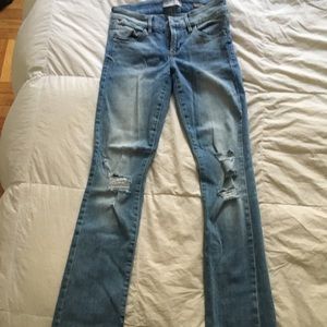 Guess destroyed jeans