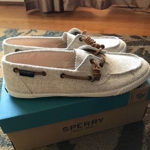 Sperry canvas shoes women’s size 11 NWT