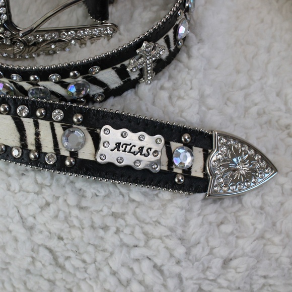 BELT - Picture 4 of 5