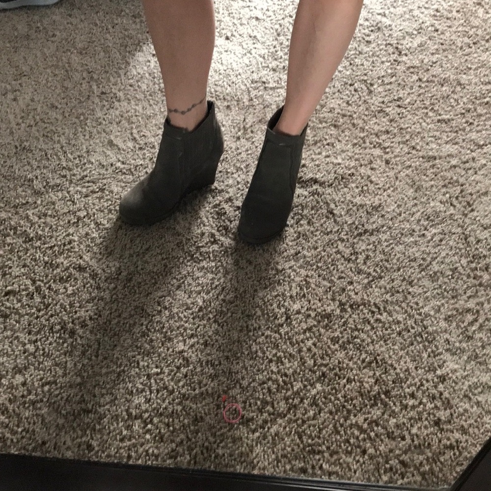 Dolce vita size 6 bootie