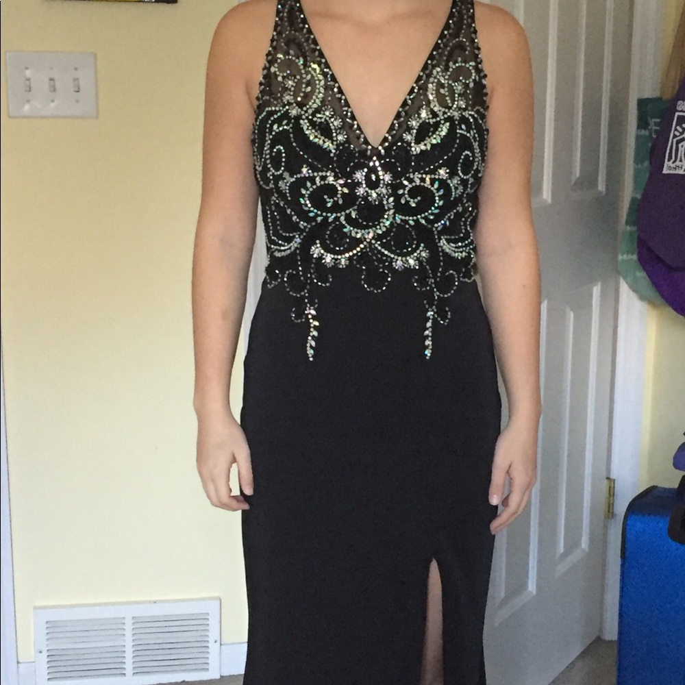 Black Long Formal Prom Dress Size 6 Worn Once