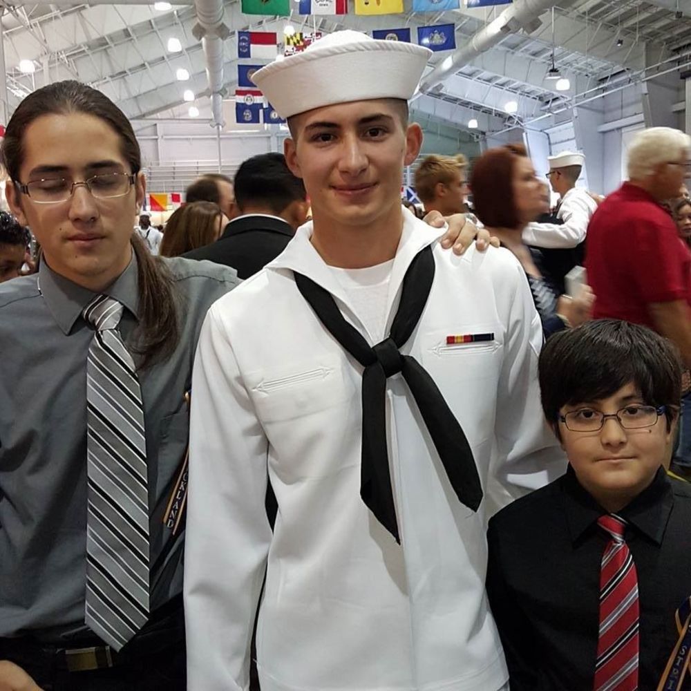 Meet your Posher, Corey