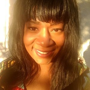 Meet your Posher, Maya