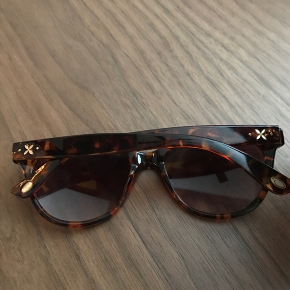 Designer Sunglasses - Picture 2 of 4