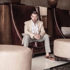 Meet your Posher, Rene