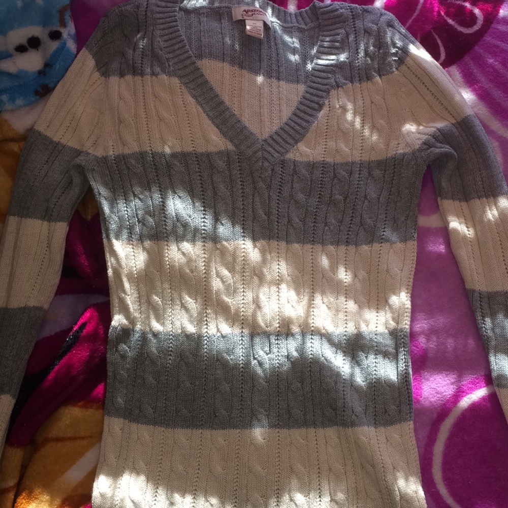 Sweater bundle! - Picture 4 of 5