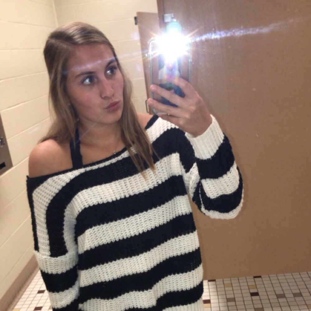 Meet your Posher, Kaylie