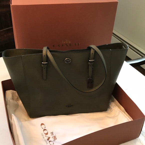 olive coach purse