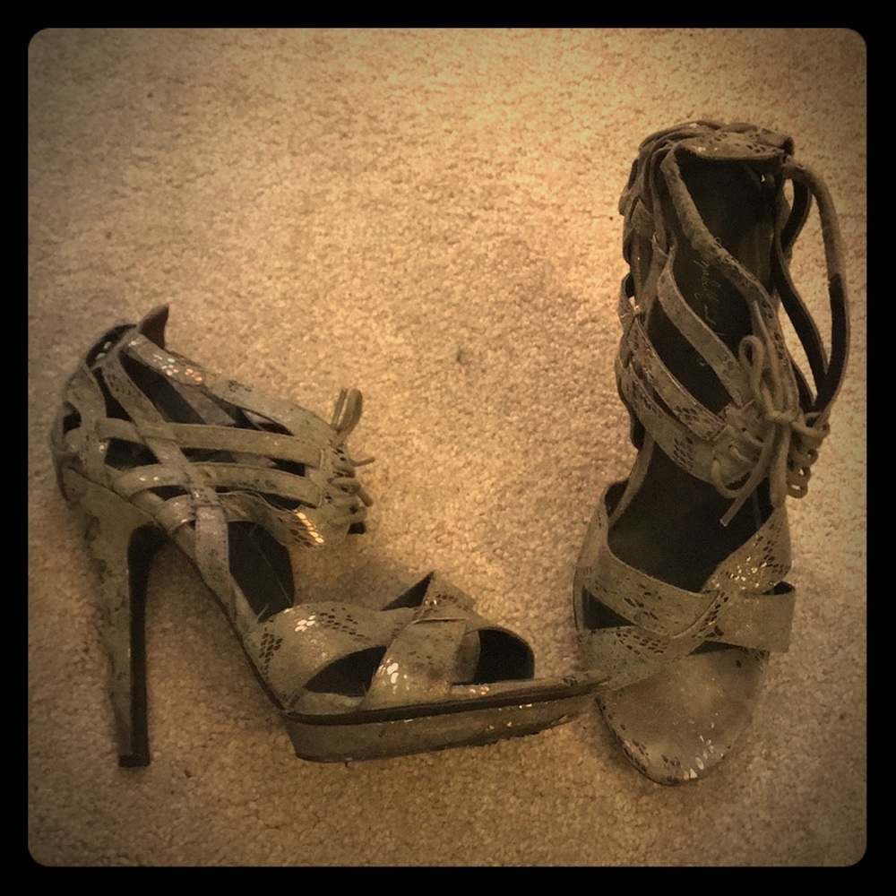 Elizabeth and James heels