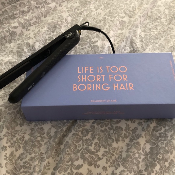 Hair Straightener