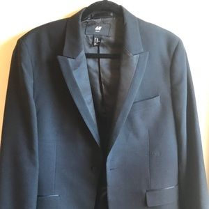 Slim black collar tuxedo jacket