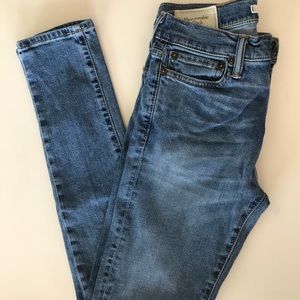 Abercrombie & Fitch skinny jeans