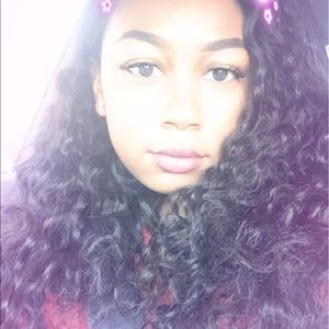 Meet your Posher, Alicia