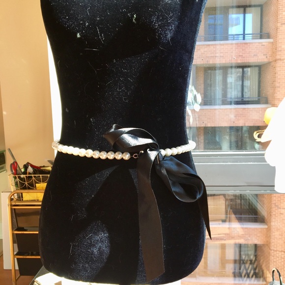 Stunning White Pearls and Ribbon Belt from Europe! main image 4