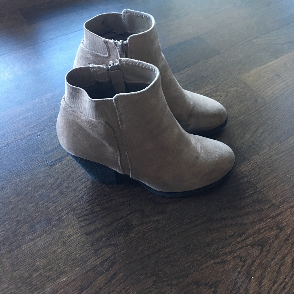 Beige booties
