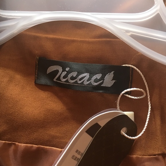 Brand New Men's Button Up Jacket with hood. - Picture 5 of 8