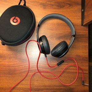 Dre Beats Solo HD headphones