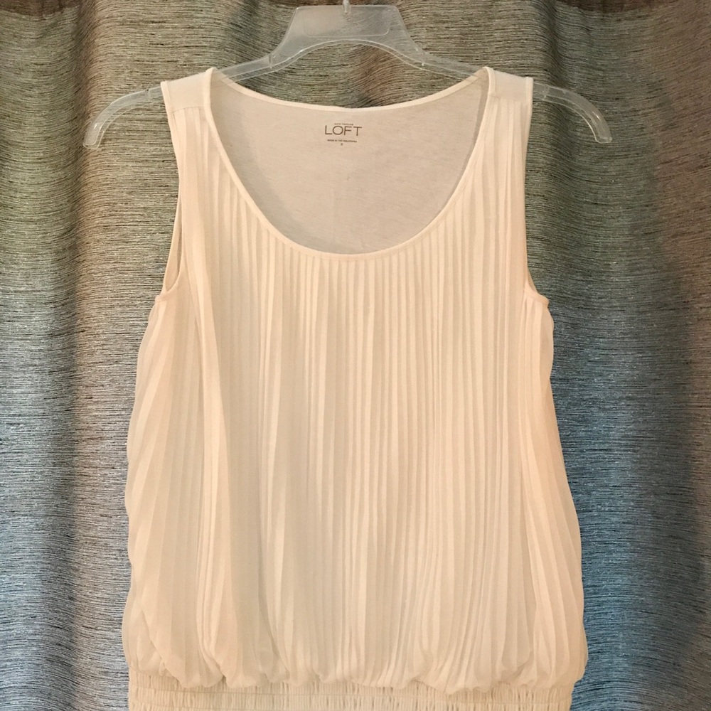 Cream Colored Loft shell