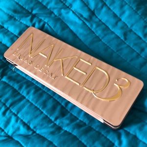 ‼️FLASH SALE Naked 3 palette Urban Decay shadows