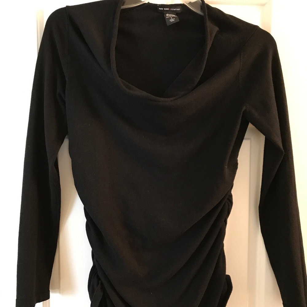 Black  sweater with gathered sides