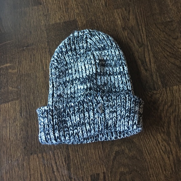 Pink scarf, black and grey beanie, texting gloves - Picture 2 of 3