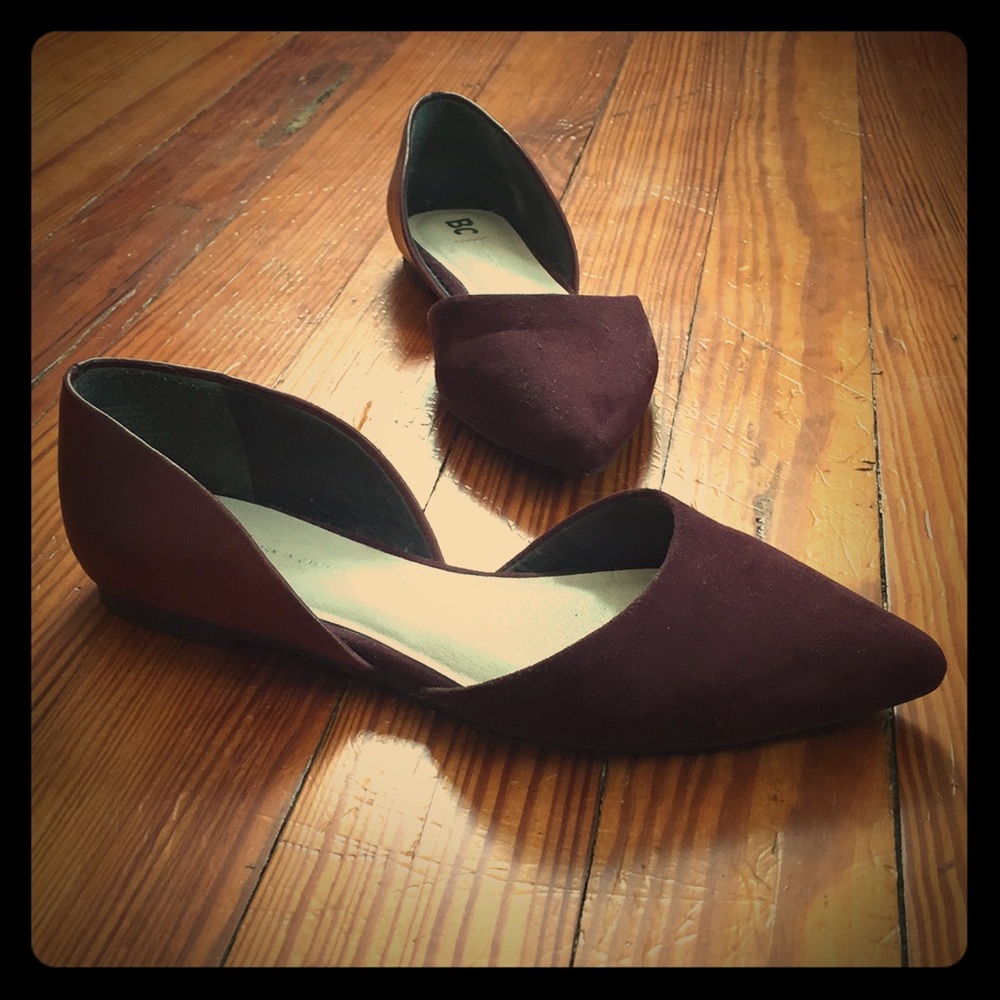 NWOB BC Footwear Wine Flats