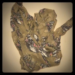 Skull scarf