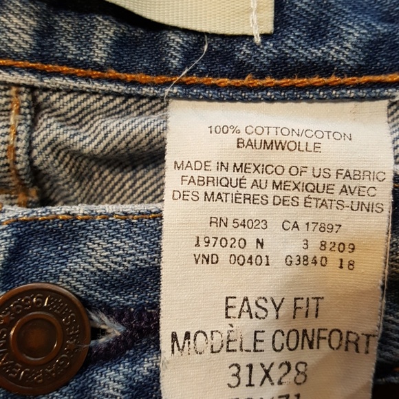 Men's GAP Easy Fit Modele Comfort Jeans. 31"x 28". - Picture 7 of 8