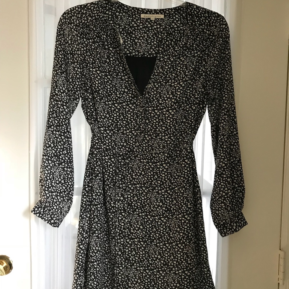 Black and white shirt dress with tie