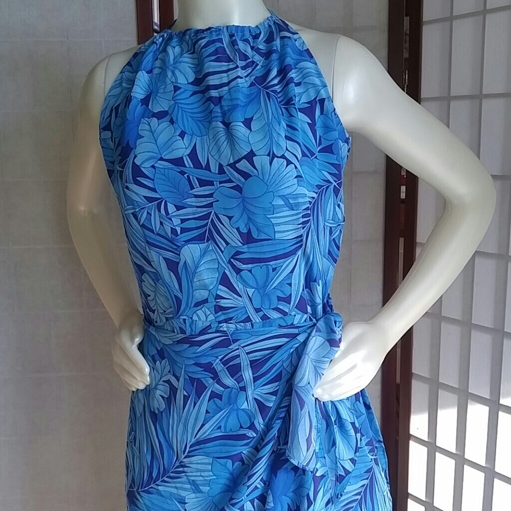 Dress - Picture 3 of 9