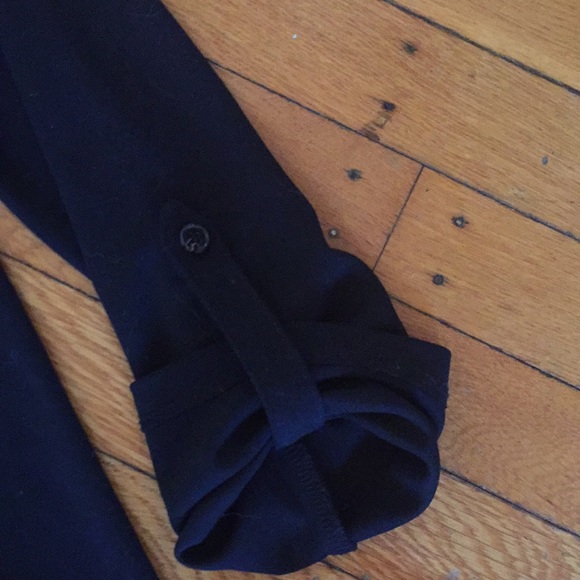 Michael Kor’s black dress - Picture 3 of 3