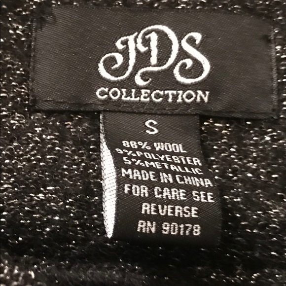 Black Blazer Accented with Silver. Size Small. - Picture 5 of 8