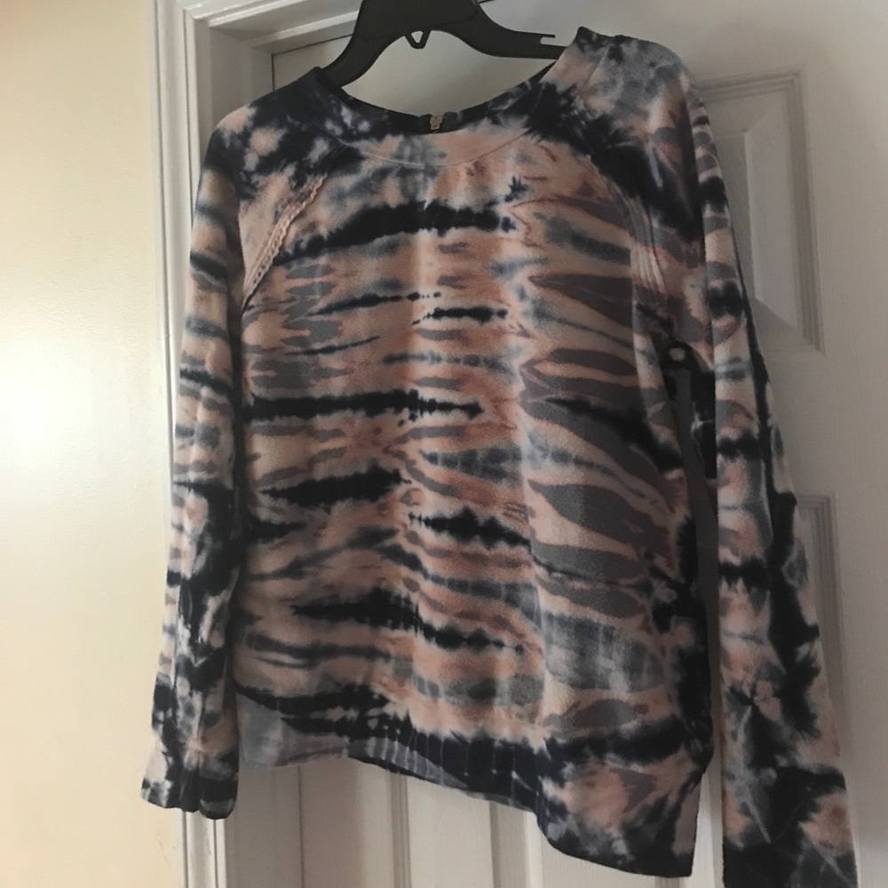 Young Fabulous & Broke Sweatshirt Small