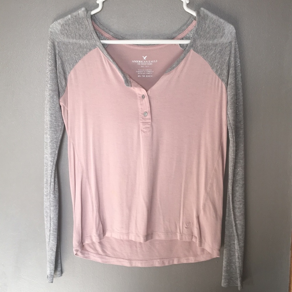 Long sleeve tee