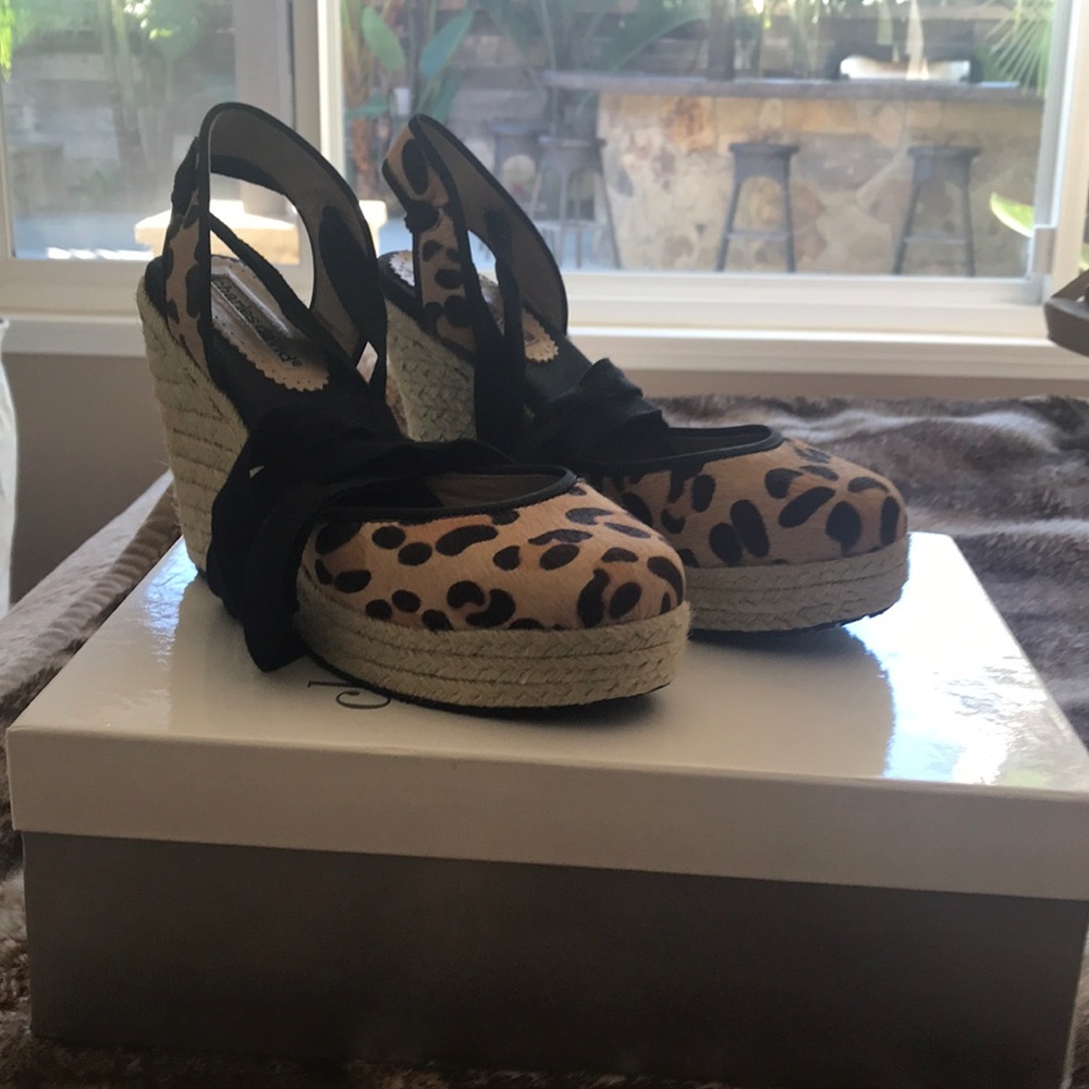 TREND ALERD 2019 animal print Leopard wedges