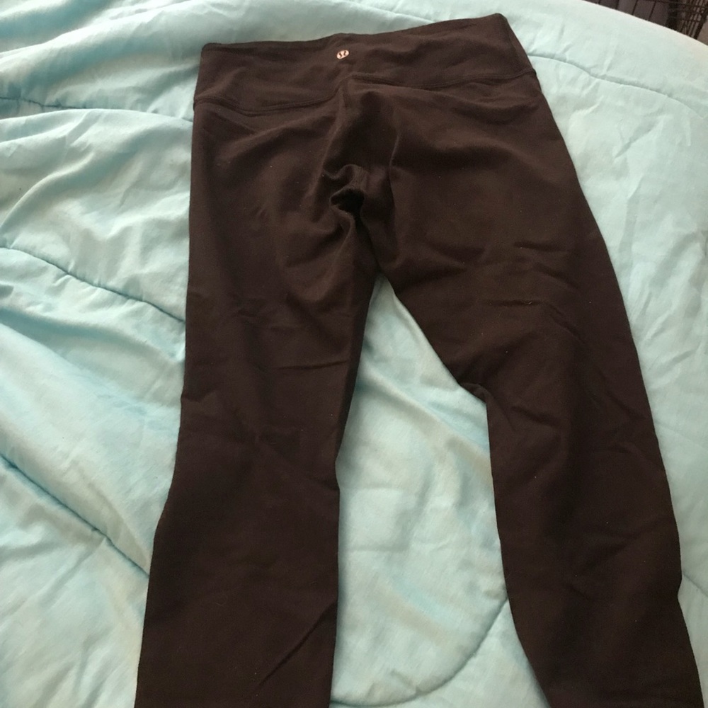 Lululemon cropped tight