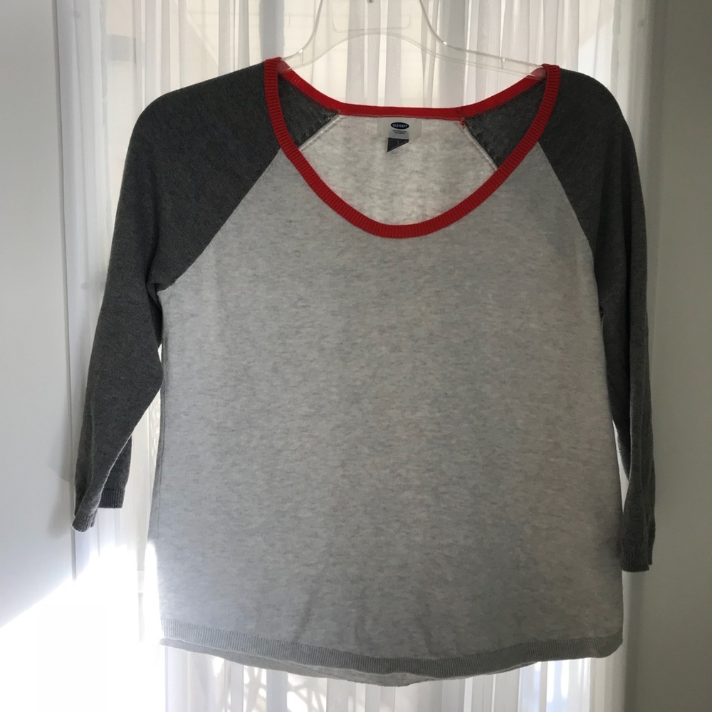 Old Navy crewneck sweater