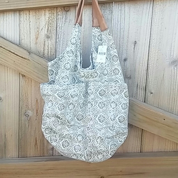 Anthropologie Handbags - NEW! Anthropologie hobo canvas bag
