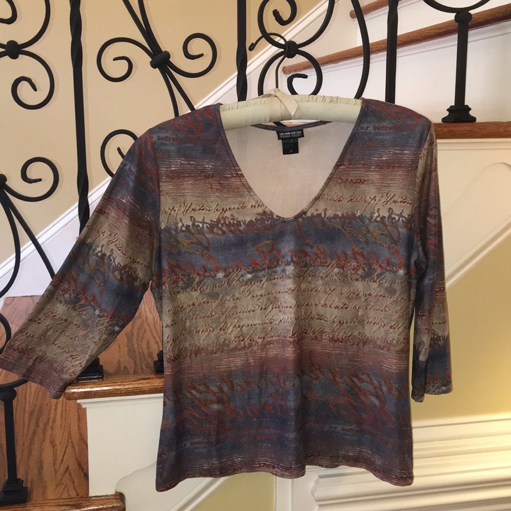 Nomadic Traders V-Neck 3/4 Sleeve
