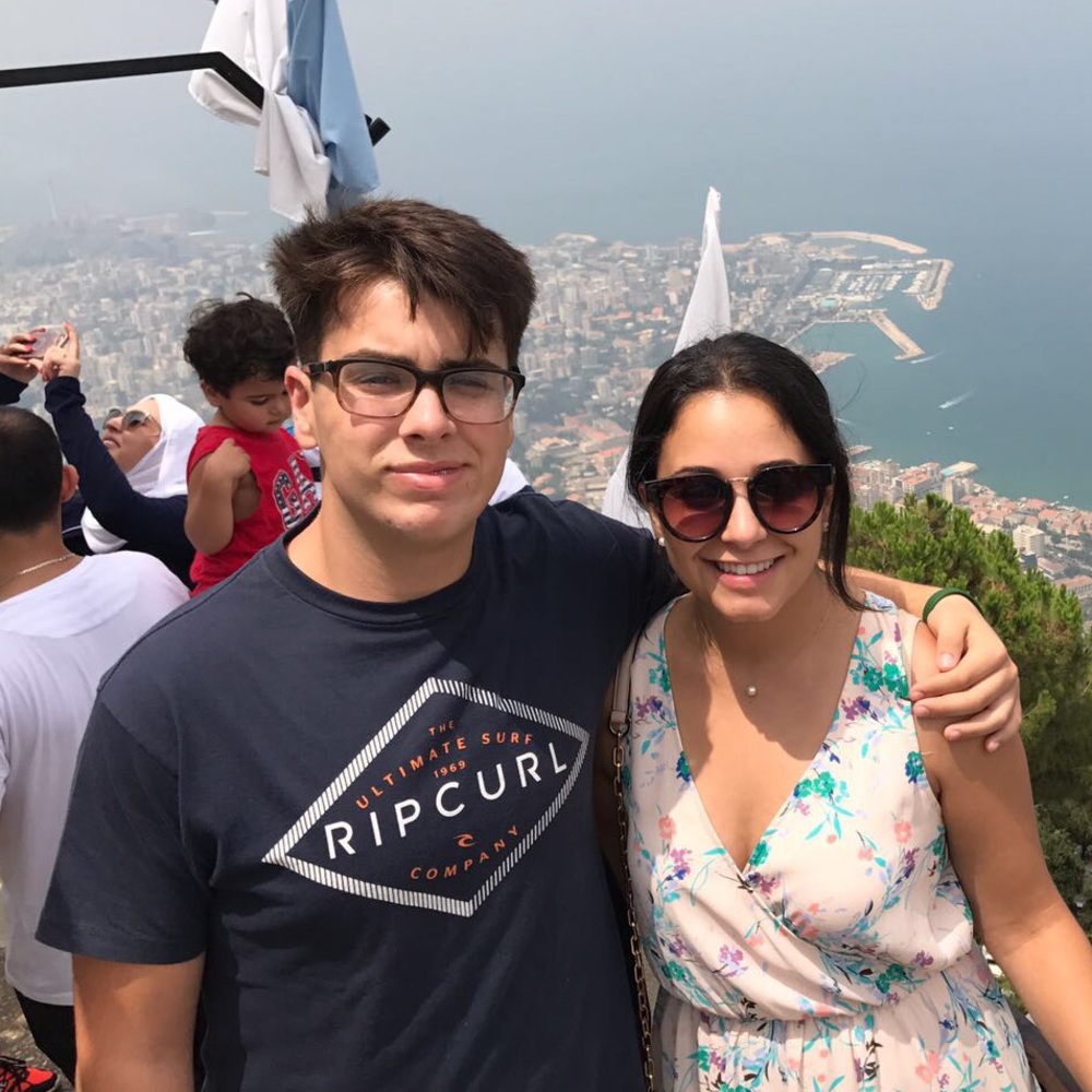 Meet your Posher, Laurette