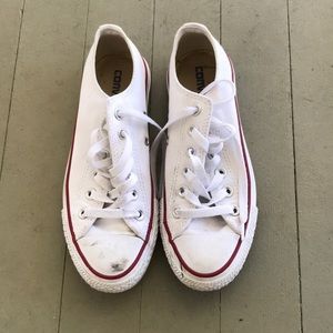 Women’s White Converse Size 6.5
