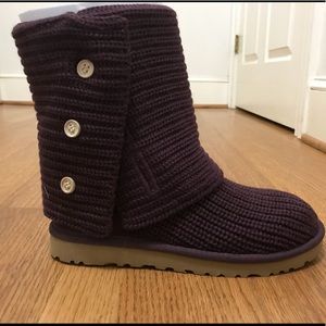 NEW UGGS Classic Cardy Burgundy