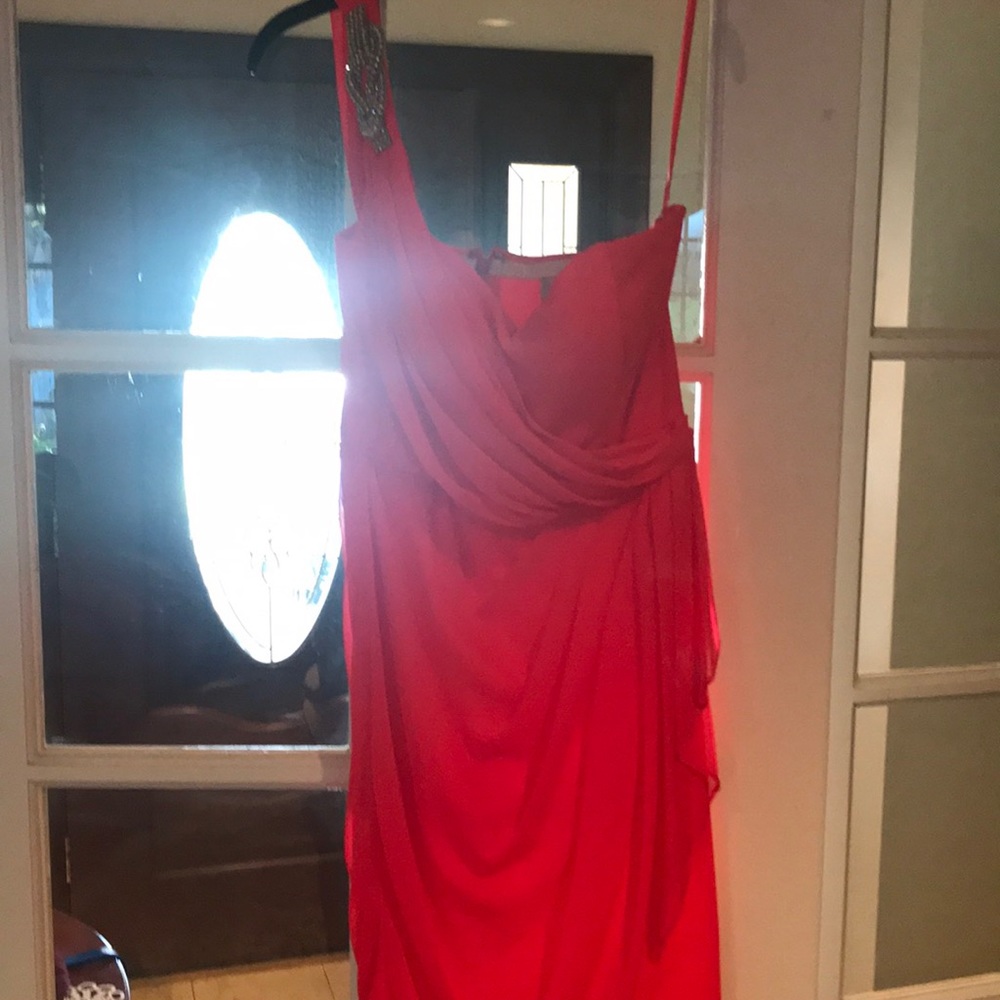 Pink dress with jewel