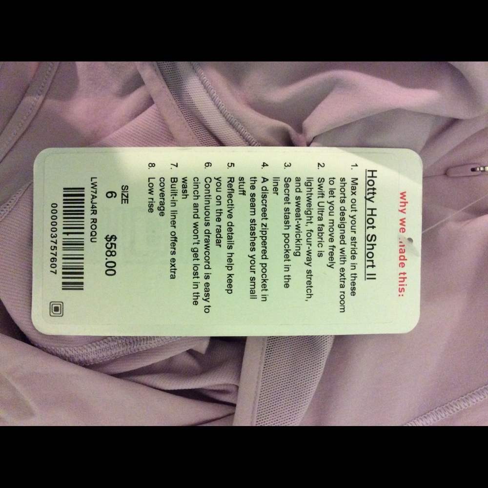 Lululemon Athletica Hotta Hot Short II BNWT - Picture 6 of 6