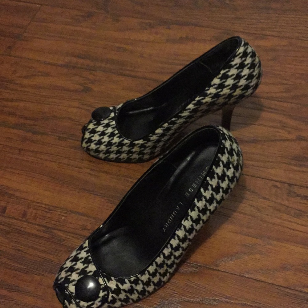 Heels - Picture 5 of 5