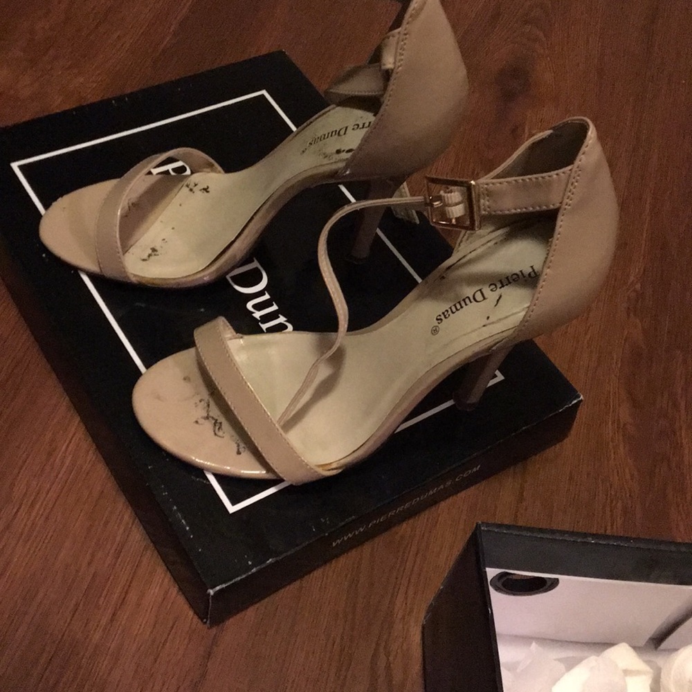 Nude strap sandal