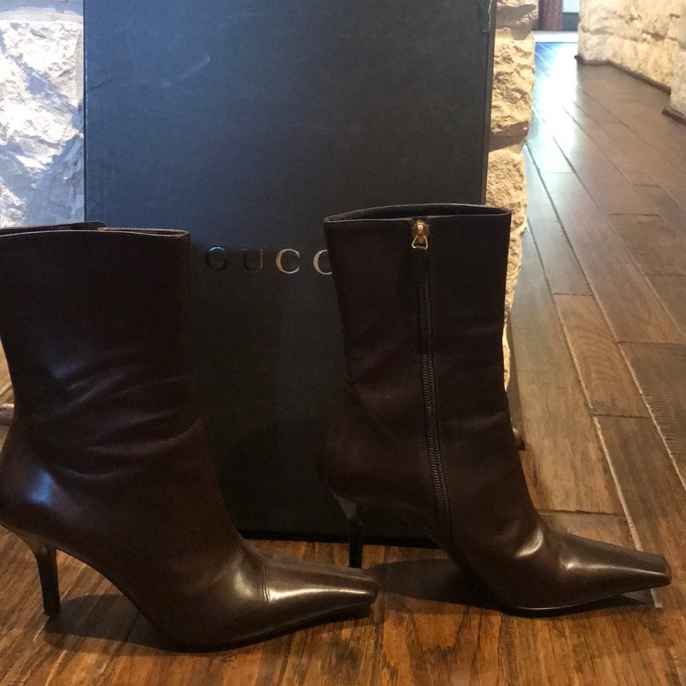 Gucci 6M cocoa ankle boot