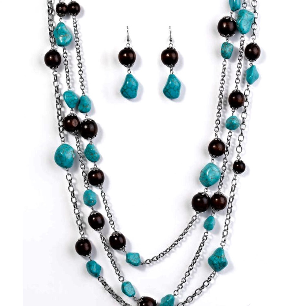 Necklace with earrings