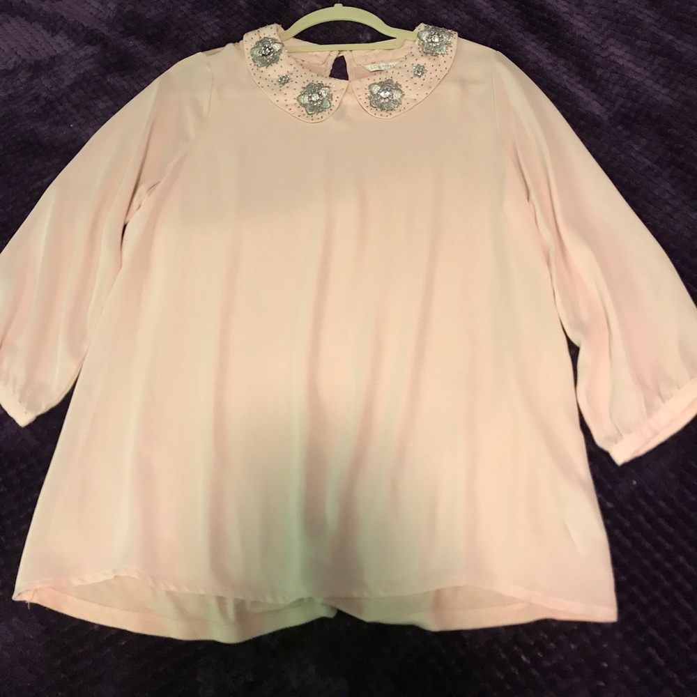 LC blouse with embellished collar